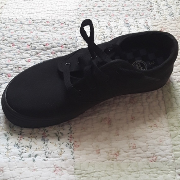 Wonder Nation,Kids Sneakers - Picture 3 of 5